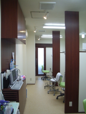 �������ȃN���j�b�N1�K�f�Î�