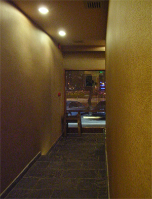 �X�ܐ݌v�u�G���g�����X�ʘH�v