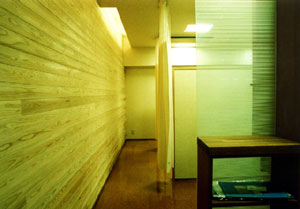 �X�ܐ݌v�u�G���g�����X�v